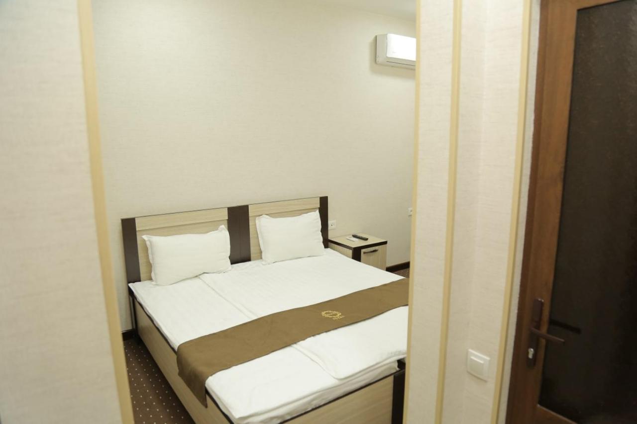 Premium Hotel 777 Tasjkent Exteriör bild