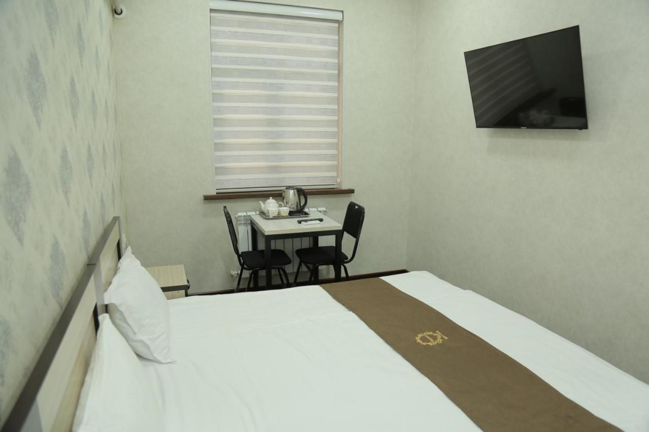 Premium Hotel 777 Tasjkent Exteriör bild